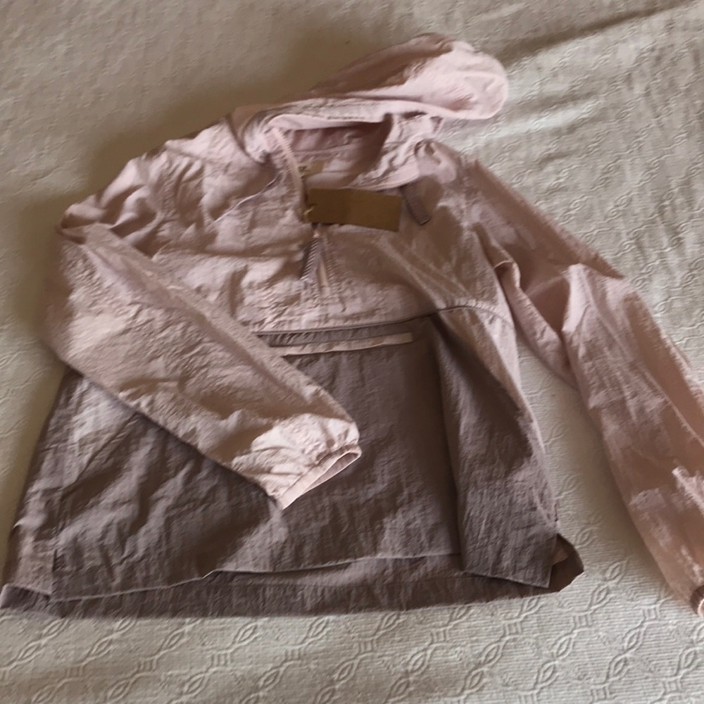 Pink 2 tone windbreaker. Size L